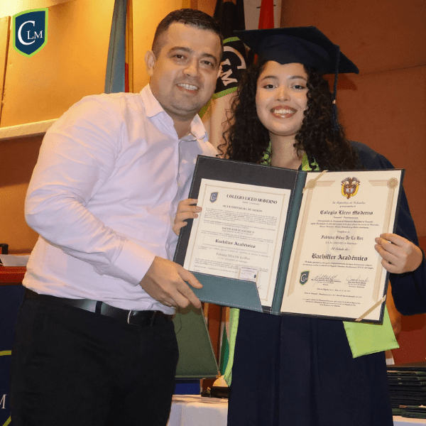 Colegio Liceo Moderno graduation ceremony – photo 11