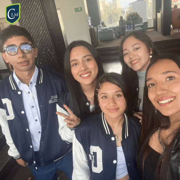 Colegio Liceo Moderno graduation ceremony – photo 17