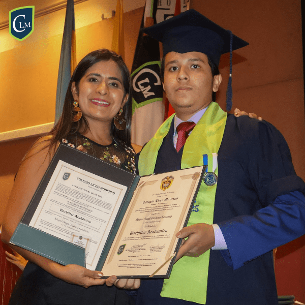 Colegio Liceo Moderno graduation ceremony – photo 18