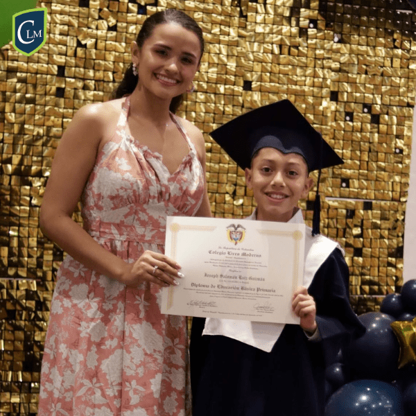 Colegio Liceo Moderno graduation ceremony – photo 2